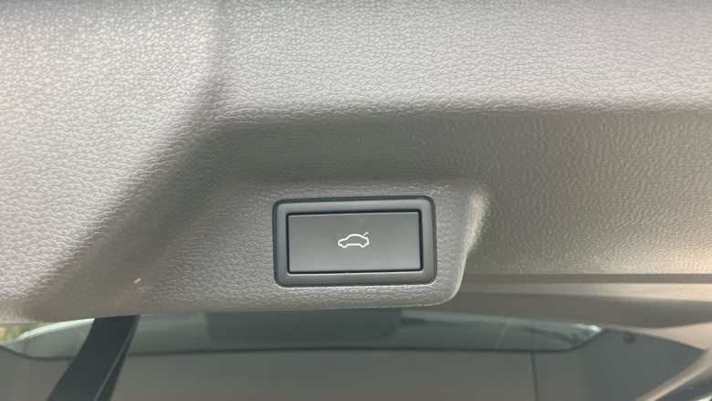 Volkswagen ID. Buzz 210kW Style Pro 86kWh 5dr LWB Auto [7 Seat] Electric Estate